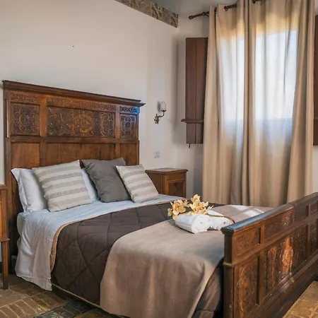 La Lumia & Bed and Breakfast 4*