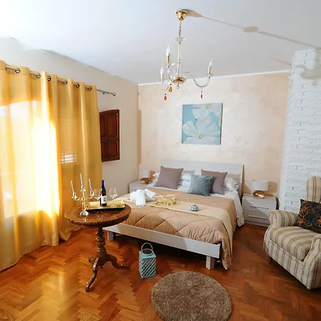 Bed and Breakfast La Lumia & 4*