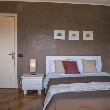 La Lumia & Bed and Breakfast