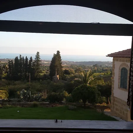 La Lumia & Bed and Breakfast