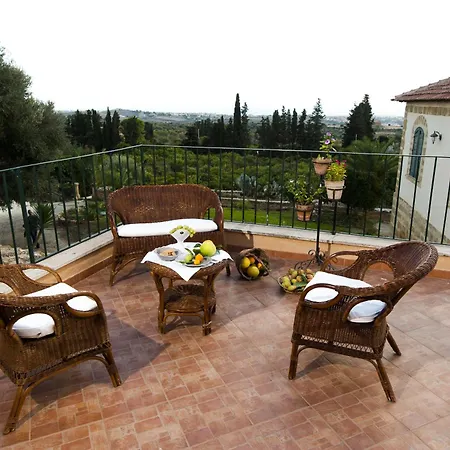 Panzió La Lumia & 4*