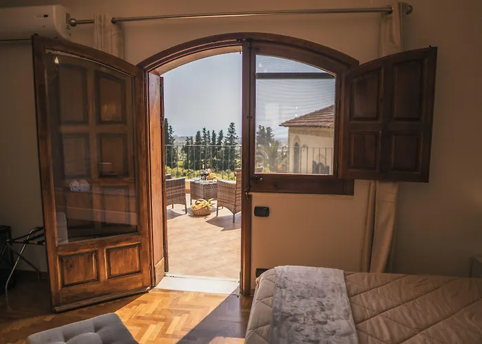 La Lumia & Bed & Breakfast