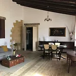 La Lumia Suites&apartments