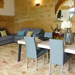 La Lumia & Bed & Breakfast