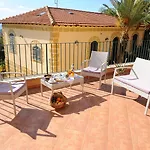 Bed & Breakfast La Lumia & 4*