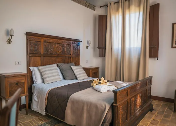 La Lumia Suites&apartments Bed & Breakfast 4*