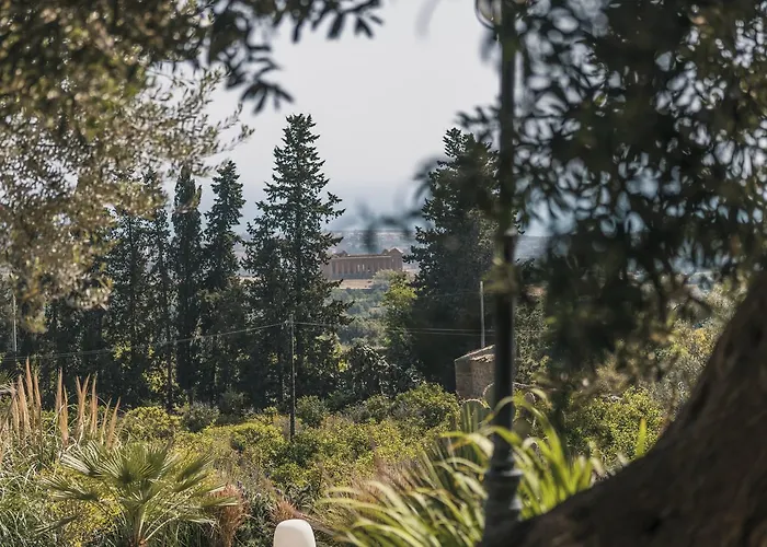 La Lumia Suites&apartments